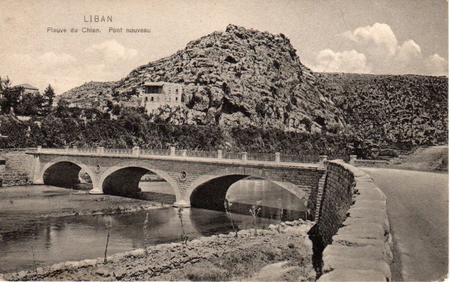 Un pont qui a peut-être été réalisé sous la direction de Raymond Albouy : le pont nouveau sur le fleuve du chien au Liban. Carte envoyée par M. Picard à Raymond Albouy en 19011.